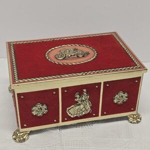 Vintage Footed Gold Metal Red Velour Victorian Carriage And Couple Trinket Box